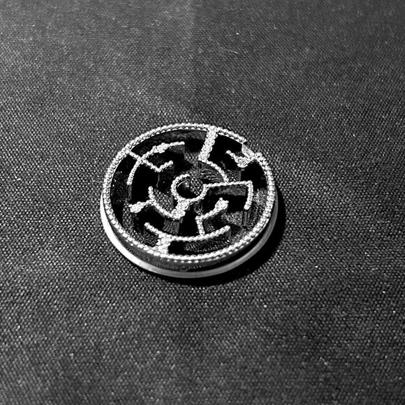 Origami Owl Maze Insert for Large Locket Silver - Picture 2 of 9